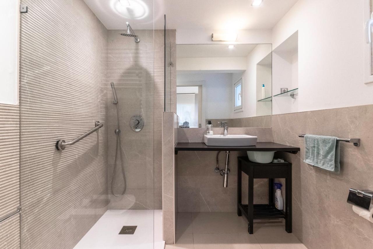 Apartamento En Centro De Bilbao, Deusto Lejlighed Eksteriør billede